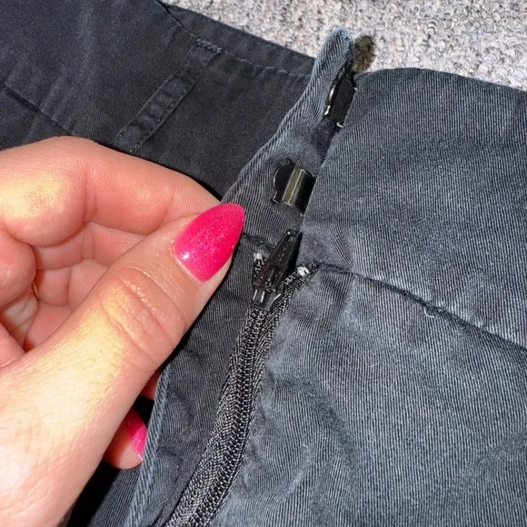 New York & Co (10) Black Dress Shorts - Picture 2 of 5